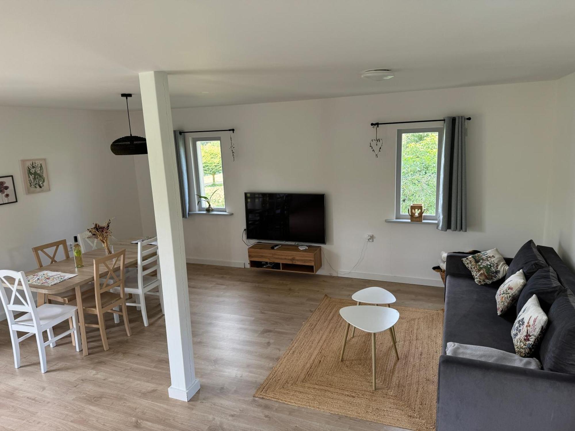 Camphouse Villa Chvalsiny Luaran gambar